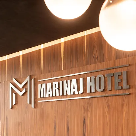 酒店 Marinaj &