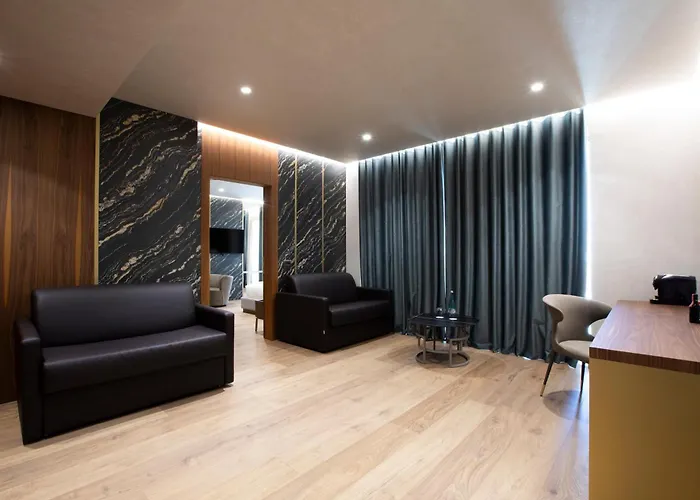 Marinaj Hotel&spa 4*