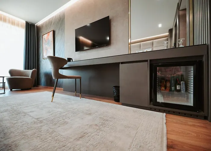 Marinaj Hotel&spa Tirana