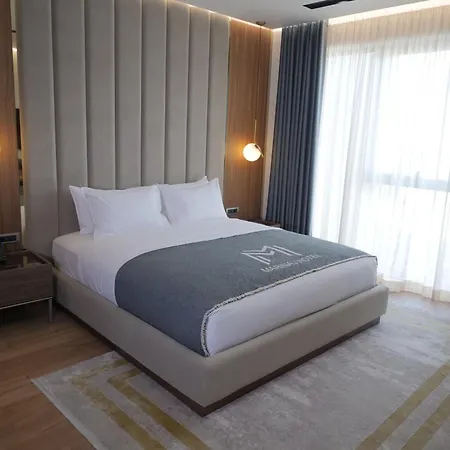 Marinaj & Hotel