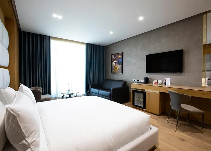 Marinaj & Hotel