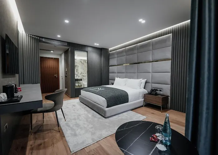 Marinaj & Hotel Tirana