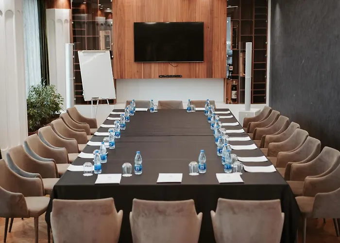 Hotel Marinaj & Tirana