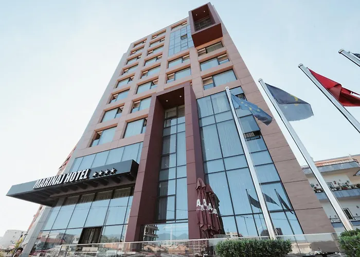 Marinaj & 4* Tirana